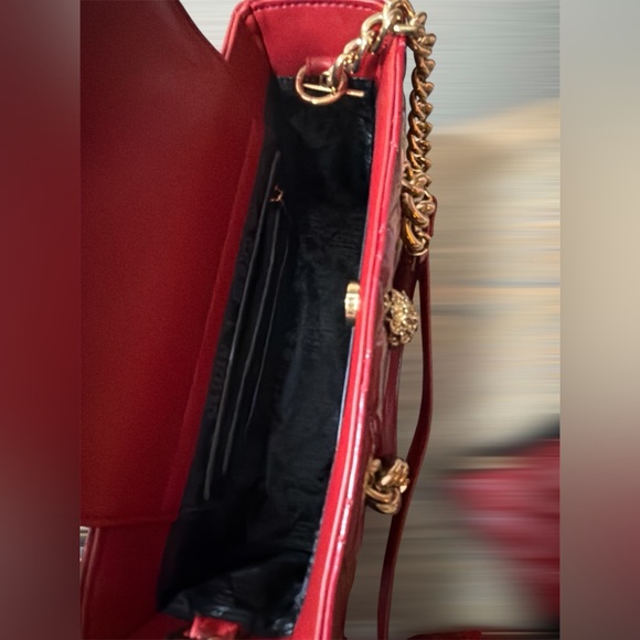 Kurt Geiger Red Quilted Shoulder Bag with Gold Accents - Picture 4 of 4